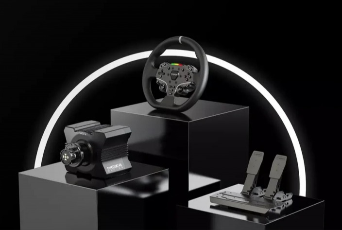MOZA R5 PC Csomag Kormánnyal és pedálszettel